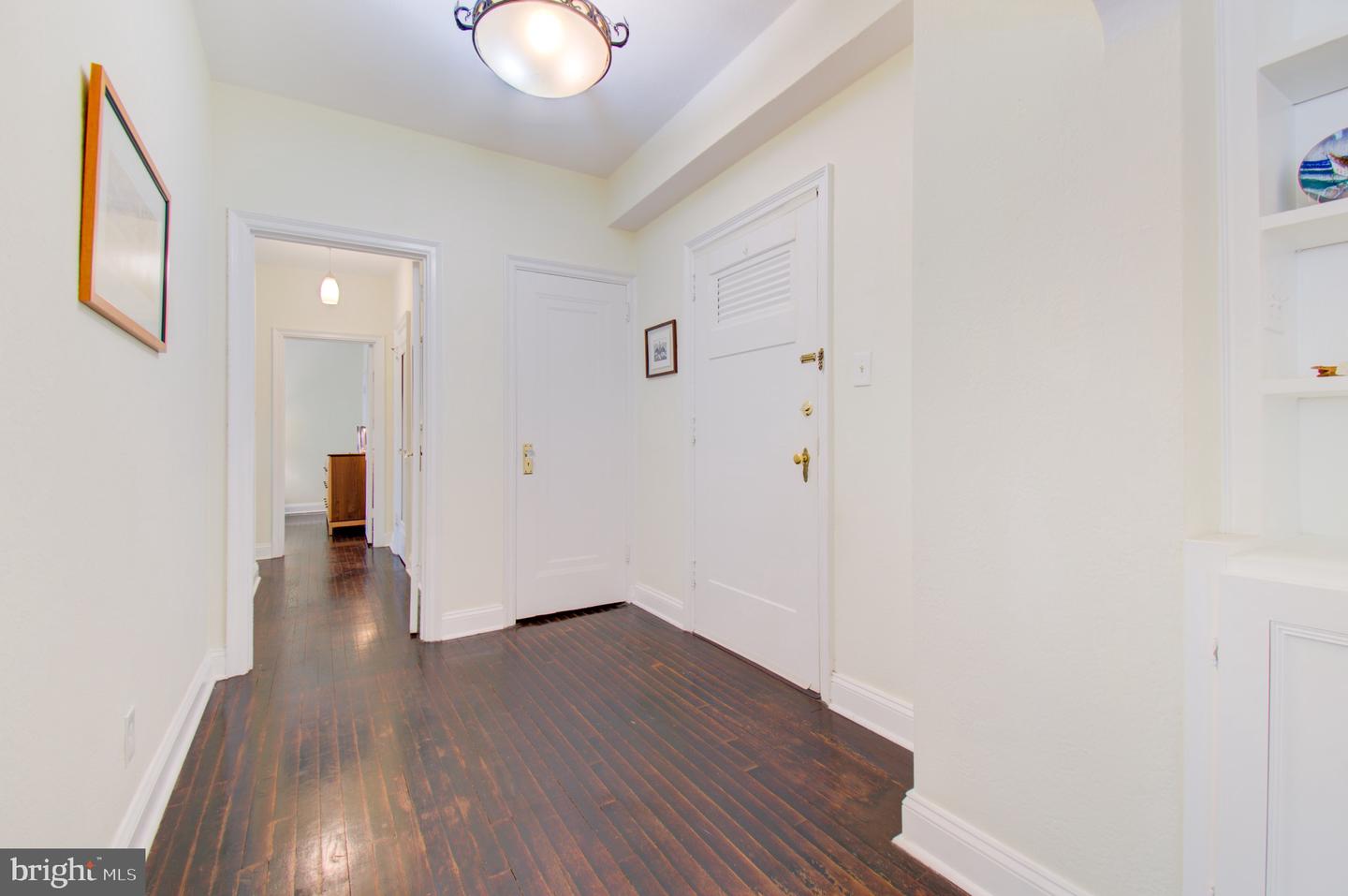 4700 CONNECTICUT AVE NW #208, WASHINGTON, District Of Columbia 20008, 2 Bedrooms Bedrooms, ,1 BathroomBathrooms,Residential,For sale,4700 CONNECTICUT AVE NW #208,DCDC2198174 MLS # DCDC2198174