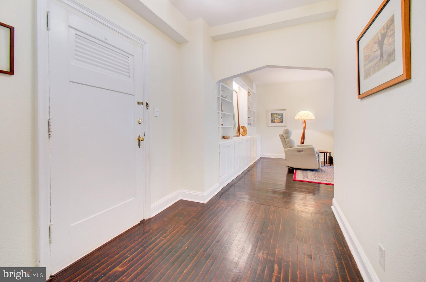 4700 CONNECTICUT AVE NW #208, WASHINGTON, District Of Columbia 20008, 2 Bedrooms Bedrooms, ,1 BathroomBathrooms,Residential,For sale,4700 CONNECTICUT AVE NW #208,DCDC2198174 MLS # DCDC2198174