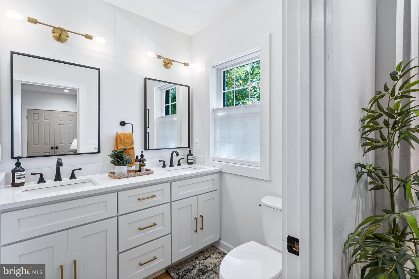 125 JEFFERSON ST NW, WASHINGTON, District Of Columbia 20011, 5 Bedrooms Bedrooms, ,3 BathroomsBathrooms,Residential,For sale,125 JEFFERSON ST NW,DCDC2198194 MLS # DCDC2198194