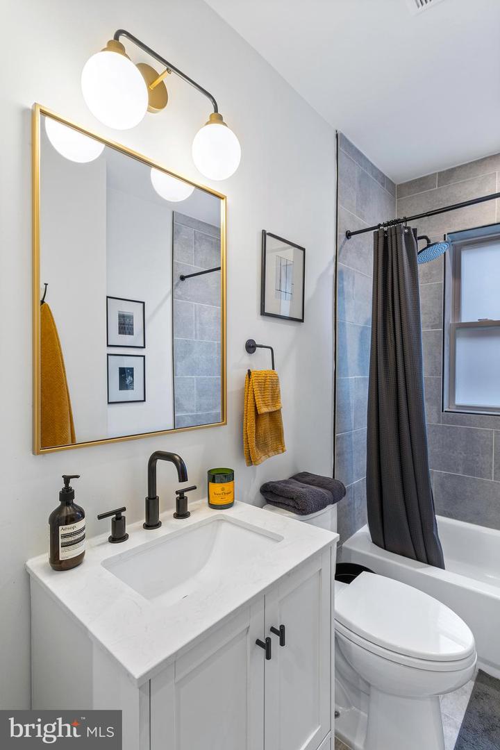 125 JEFFERSON ST NW, WASHINGTON, District Of Columbia 20011, 5 Bedrooms Bedrooms, ,3 BathroomsBathrooms,Residential,For sale,125 JEFFERSON ST NW,DCDC2198194 MLS # DCDC2198194