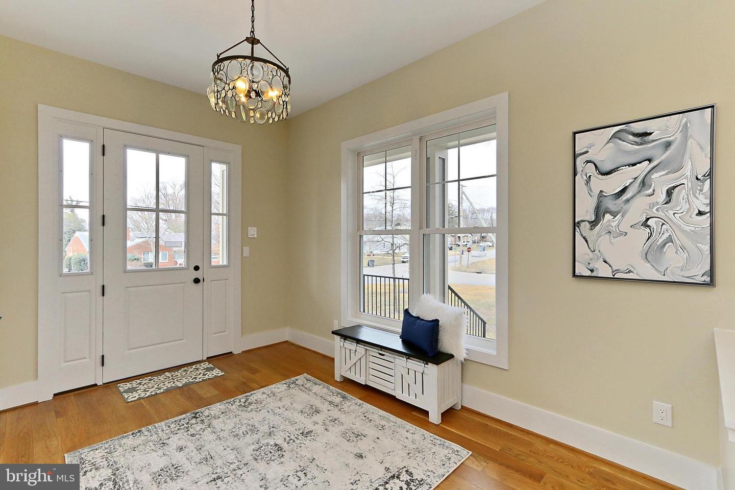7017 RIDGE DR, ALEXANDRIA, Virginia 22306, 5 Bedrooms Bedrooms, ,5 BathroomsBathrooms,Residential,For sale,7017 RIDGE DR,VAFX2237700 MLS # VAFX2237700