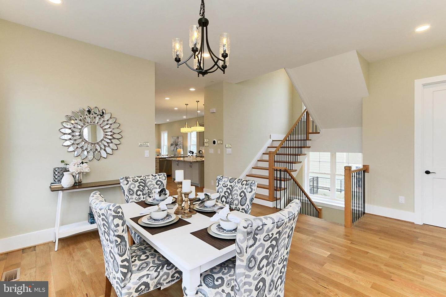 7017 RIDGE DR, ALEXANDRIA, Virginia 22306, 5 Bedrooms Bedrooms, ,5 BathroomsBathrooms,Residential,For sale,7017 RIDGE DR,VAFX2237700 MLS # VAFX2237700