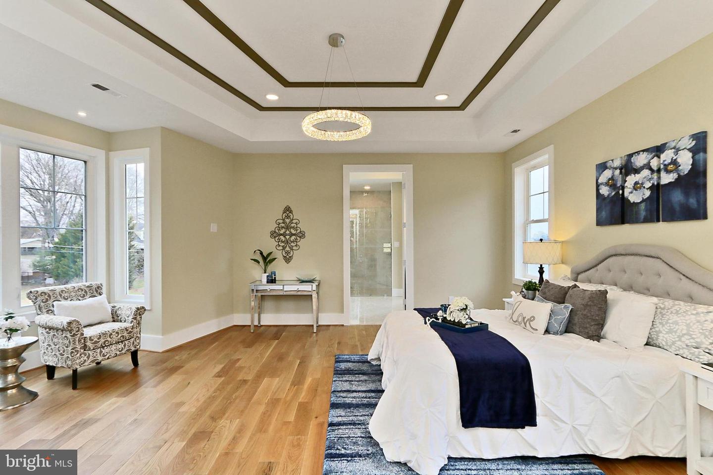 7017 RIDGE DR, ALEXANDRIA, Virginia 22306, 5 Bedrooms Bedrooms, ,5 BathroomsBathrooms,Residential,For sale,7017 RIDGE DR,VAFX2237700 MLS # VAFX2237700