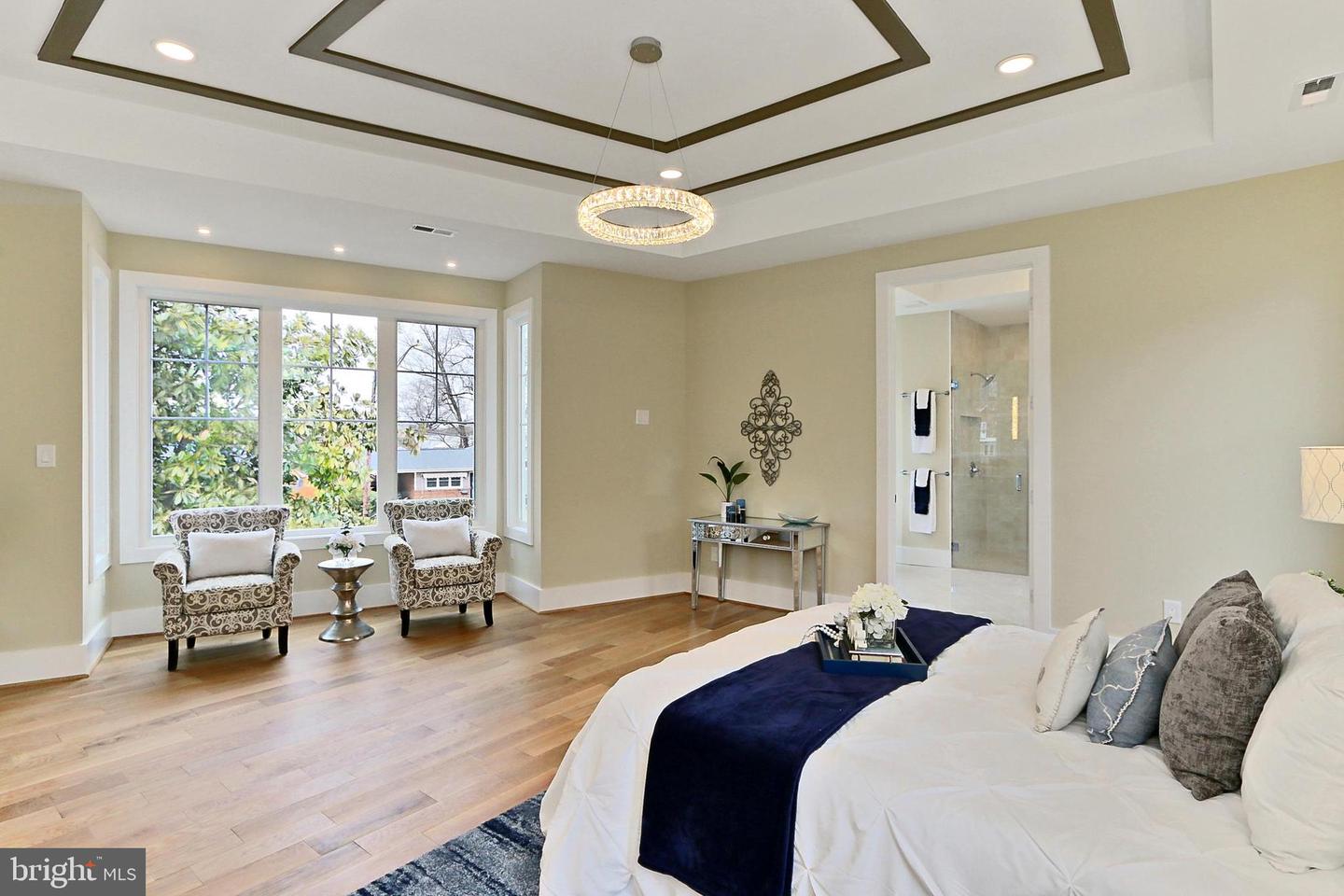 7017 RIDGE DR, ALEXANDRIA, Virginia 22306, 5 Bedrooms Bedrooms, ,5 BathroomsBathrooms,Residential,For sale,7017 RIDGE DR,VAFX2237700 MLS # VAFX2237700