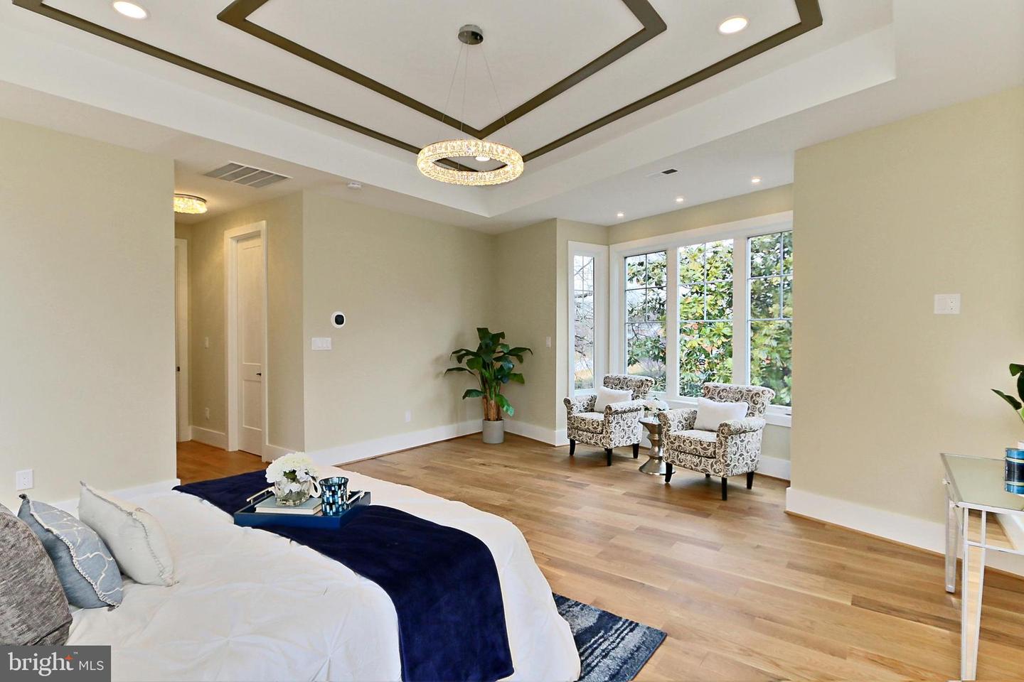 7017 RIDGE DR, ALEXANDRIA, Virginia 22306, 5 Bedrooms Bedrooms, ,5 BathroomsBathrooms,Residential,For sale,7017 RIDGE DR,VAFX2237700 MLS # VAFX2237700