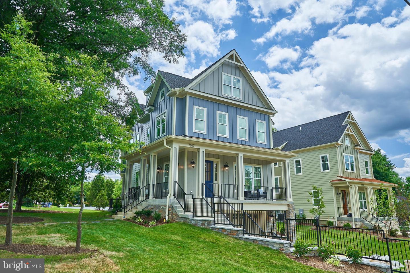 7017 RIDGE DR, ALEXANDRIA, Virginia 22306, 5 Bedrooms Bedrooms, ,5 BathroomsBathrooms,Residential,For sale,7017 RIDGE DR,VAFX2237700 MLS # VAFX2237700