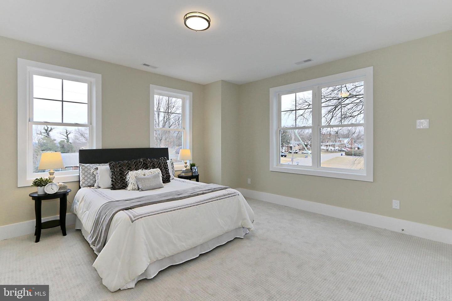 7017 RIDGE DR, ALEXANDRIA, Virginia 22306, 5 Bedrooms Bedrooms, ,5 BathroomsBathrooms,Residential,For sale,7017 RIDGE DR,VAFX2237700 MLS # VAFX2237700
