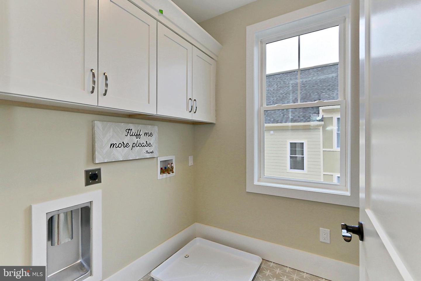 7017 RIDGE DR, ALEXANDRIA, Virginia 22306, 5 Bedrooms Bedrooms, ,5 BathroomsBathrooms,Residential,For sale,7017 RIDGE DR,VAFX2237700 MLS # VAFX2237700