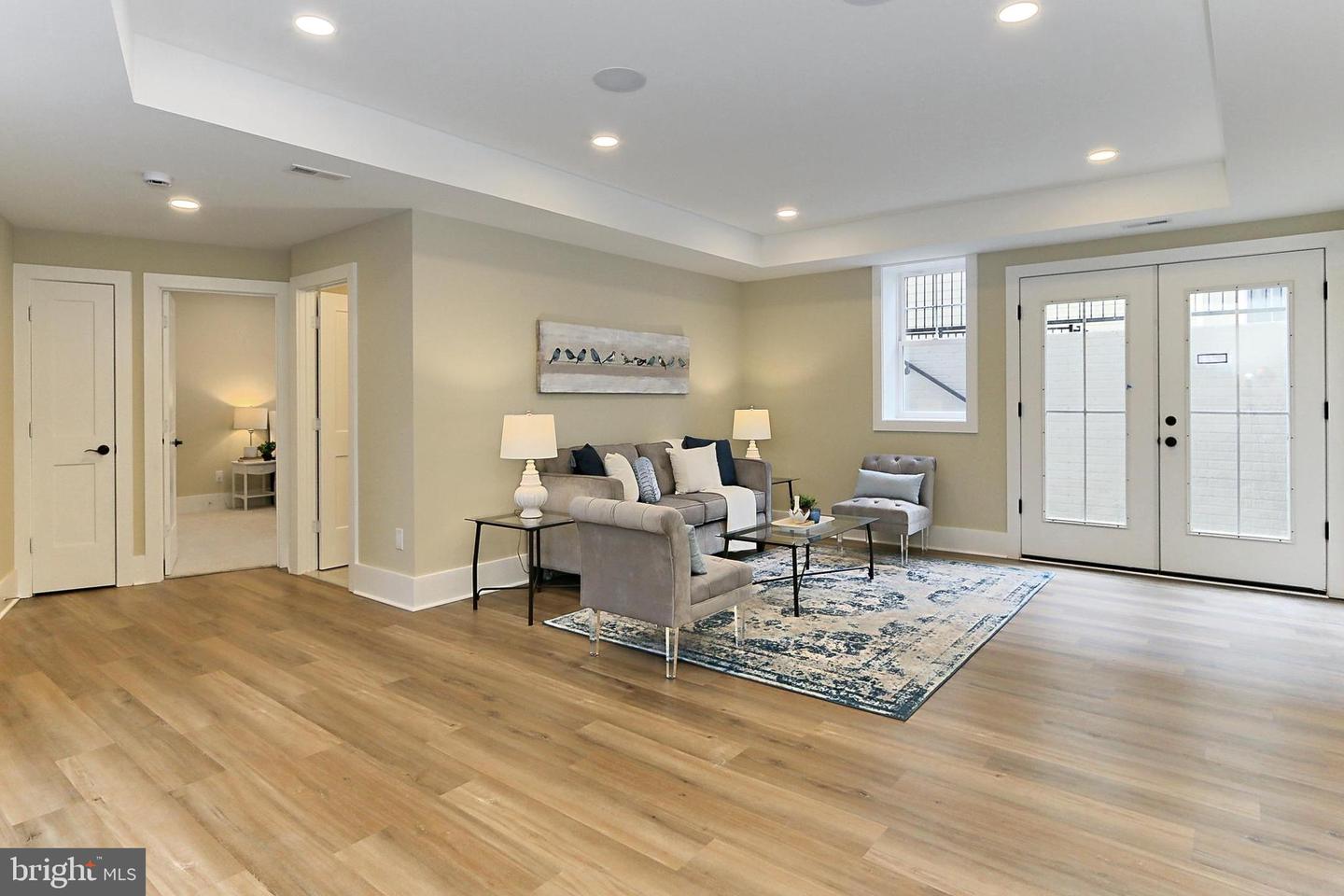 7017 RIDGE DR, ALEXANDRIA, Virginia 22306, 5 Bedrooms Bedrooms, ,5 BathroomsBathrooms,Residential,For sale,7017 RIDGE DR,VAFX2237700 MLS # VAFX2237700