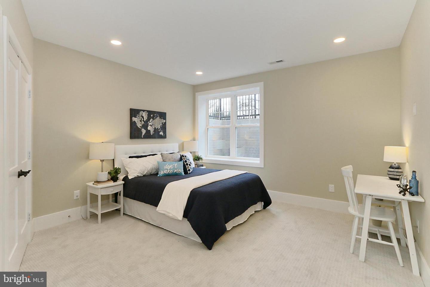 7017 RIDGE DR, ALEXANDRIA, Virginia 22306, 5 Bedrooms Bedrooms, ,5 BathroomsBathrooms,Residential,For sale,7017 RIDGE DR,VAFX2237700 MLS # VAFX2237700