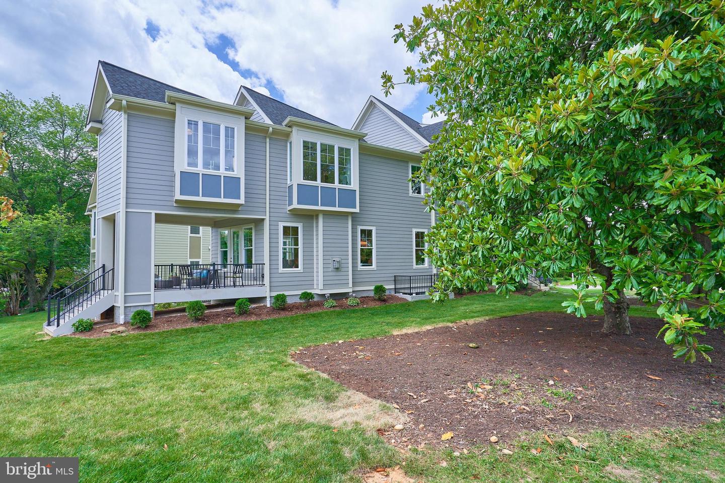 7017 RIDGE DR, ALEXANDRIA, Virginia 22306, 5 Bedrooms Bedrooms, ,5 BathroomsBathrooms,Residential,For sale,7017 RIDGE DR,VAFX2237700 MLS # VAFX2237700