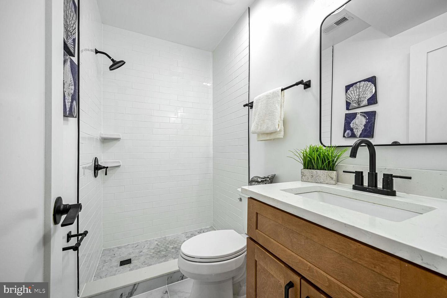 1413 BUCHANAN ST NW, WASHINGTON, District Of Columbia 20011, 5 Bedrooms Bedrooms, ,3 BathroomsBathrooms,Residential,For sale,1413 BUCHANAN ST NW,DCDC2198198 MLS # DCDC2198198