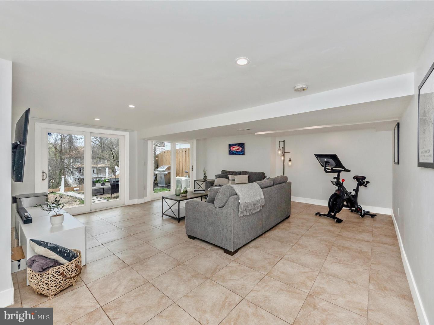 3016 THAYER ST NE, WASHINGTON, District Of Columbia 20018, 4 Bedrooms Bedrooms, ,4 BathroomsBathrooms,Residential,For sale,3016 THAYER ST NE,DCDC2198202 MLS # DCDC2198202