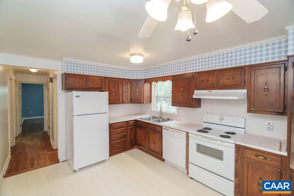 5741 PINE LN, CROZET, Virginia 22932, 4 Bedrooms Bedrooms, ,3 BathroomsBathrooms,Residential,For sale,5741 PINE LN,663894 MLS # 663894