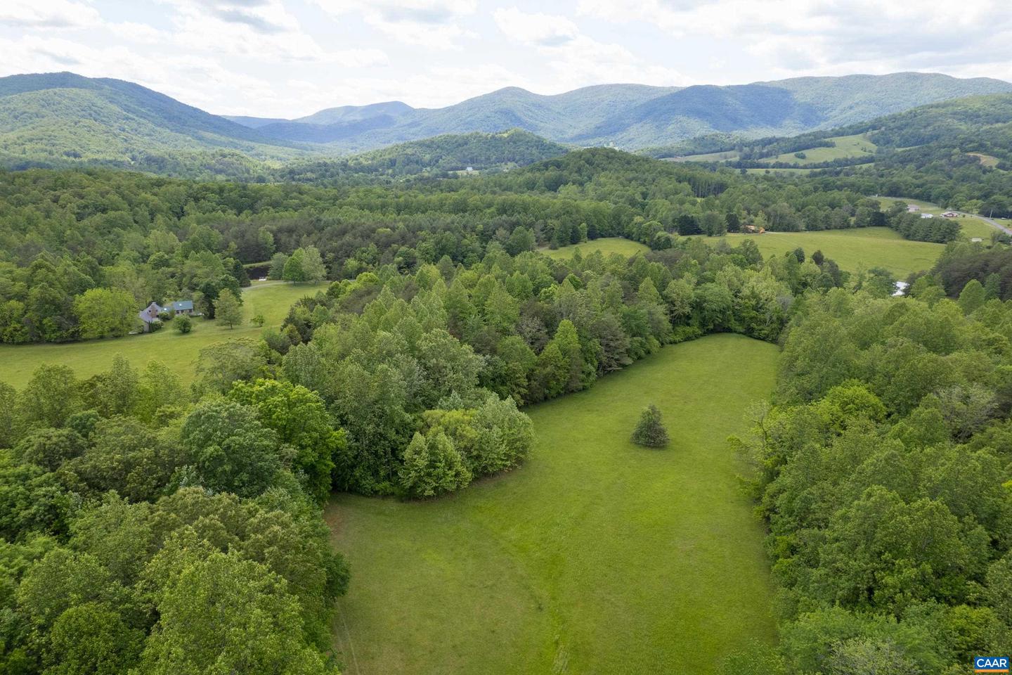 7122 HARRIS MOUNTAIN LN, DYKE, Virginia 22935, 4 Bedrooms Bedrooms, ,2 BathroomsBathrooms,Residential,For sale,7122 HARRIS MOUNTAIN LN,663896 MLS # 663896