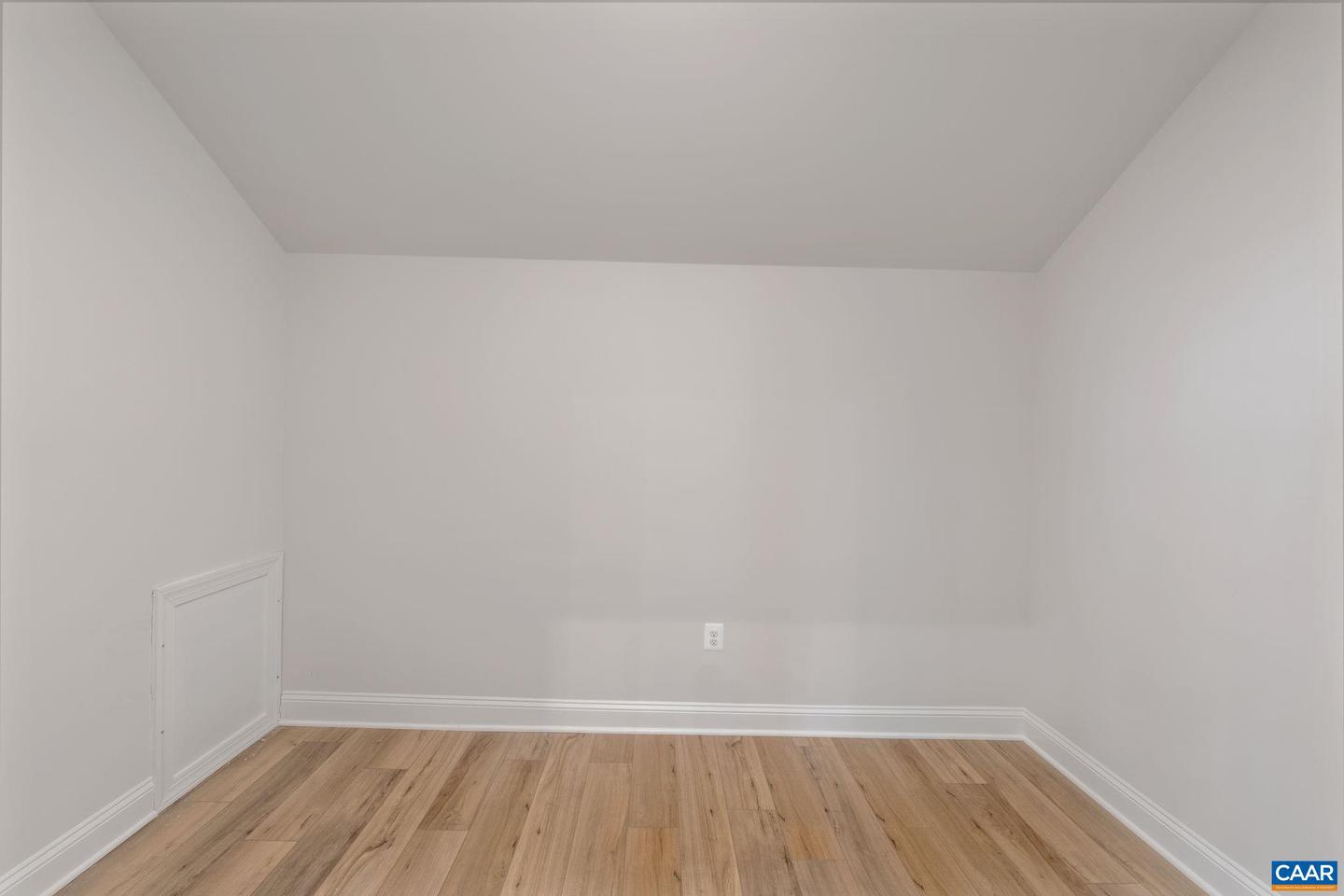81 SPRINGDALE RD, WAYNESBORO, Virginia 22980, 3 Bedrooms Bedrooms, ,2 BathroomsBathrooms,Residential,For sale,81 SPRINGDALE RD,663897 MLS # 663897