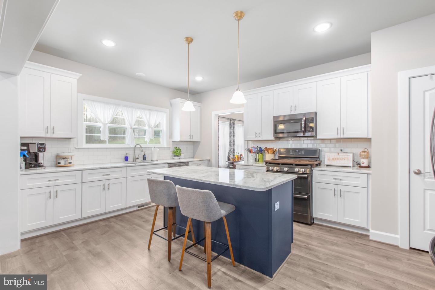 128 LIVINGWOOD CT, FREDERICKSBURG, Virginia 22405, 4 Bedrooms Bedrooms, ,2 BathroomsBathrooms,Residential,For sale,128 LIVINGWOOD CT,VAST2038380 MLS # VAST2038380