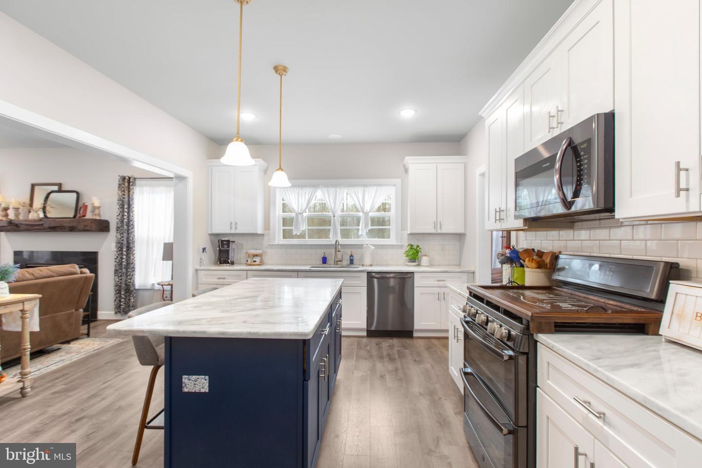 128 LIVINGWOOD CT, FREDERICKSBURG, Virginia 22405, 4 Bedrooms Bedrooms, ,2 BathroomsBathrooms,Residential,For sale,128 LIVINGWOOD CT,VAST2038380 MLS # VAST2038380