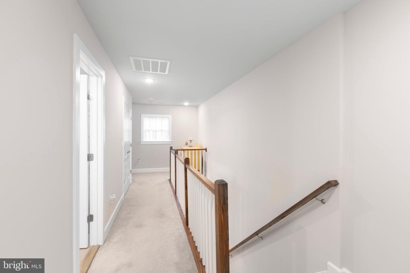 128 LIVINGWOOD CT, FREDERICKSBURG, Virginia 22405, 4 Bedrooms Bedrooms, ,2 BathroomsBathrooms,Residential,For sale,128 LIVINGWOOD CT,VAST2038380 MLS # VAST2038380