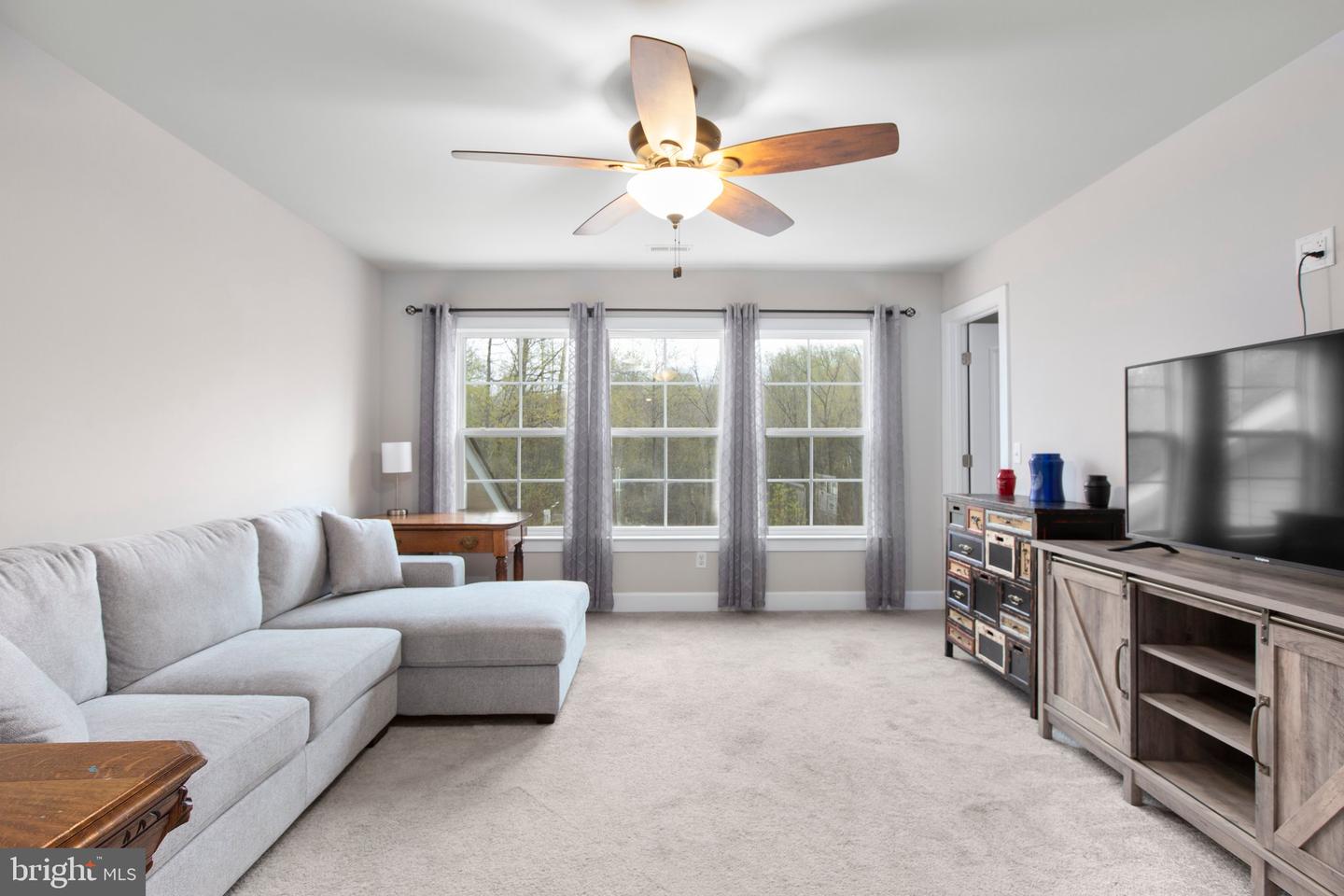 128 LIVINGWOOD CT, FREDERICKSBURG, Virginia 22405, 4 Bedrooms Bedrooms, ,2 BathroomsBathrooms,Residential,For sale,128 LIVINGWOOD CT,VAST2038380 MLS # VAST2038380