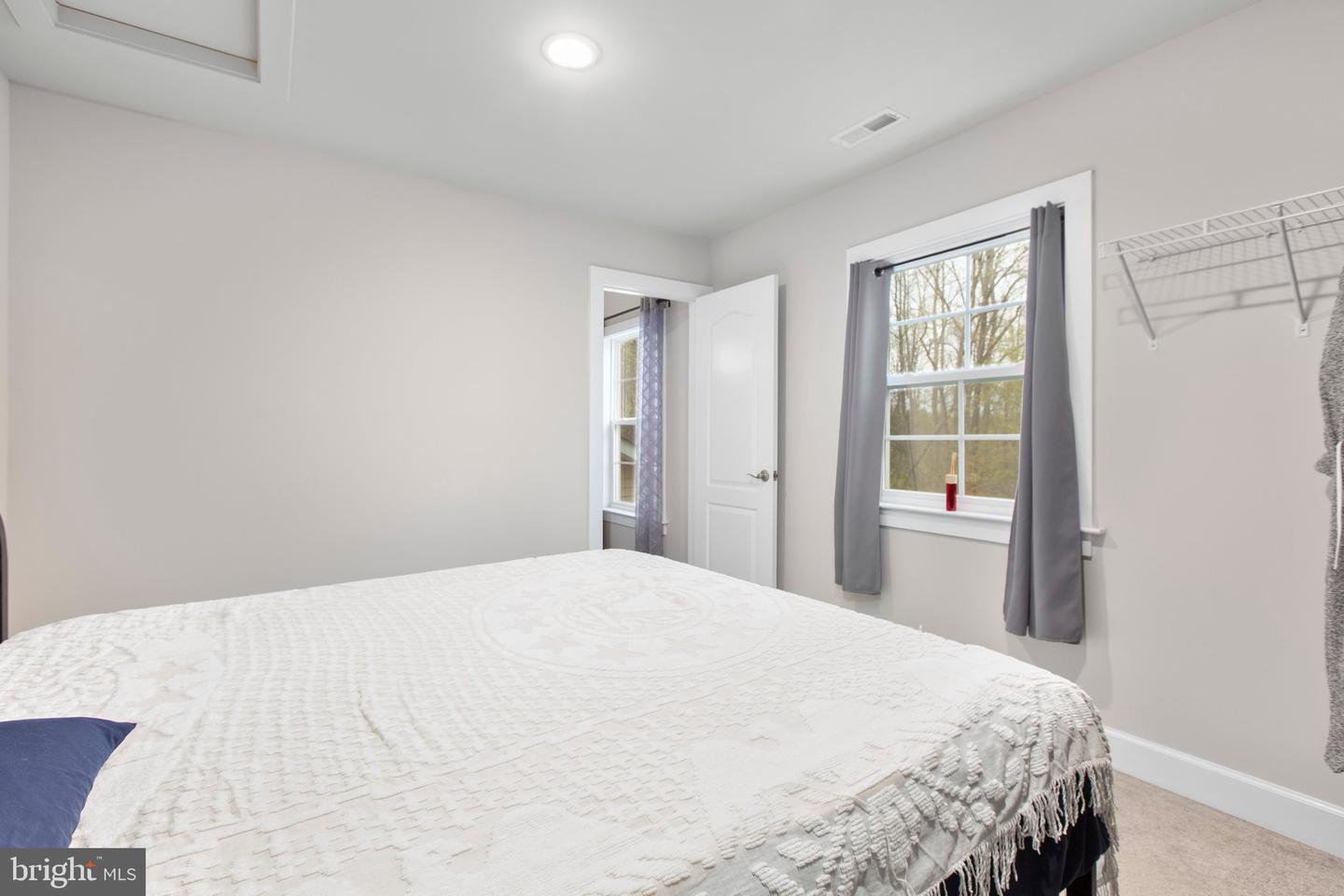 128 LIVINGWOOD CT, FREDERICKSBURG, Virginia 22405, 4 Bedrooms Bedrooms, ,2 BathroomsBathrooms,Residential,For sale,128 LIVINGWOOD CT,VAST2038380 MLS # VAST2038380