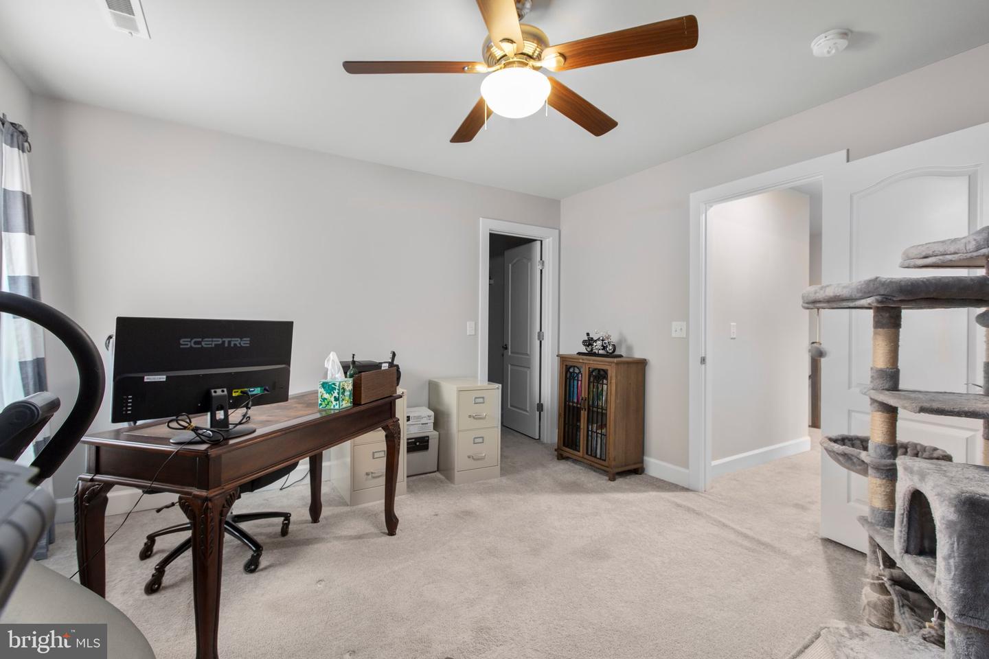 128 LIVINGWOOD CT, FREDERICKSBURG, Virginia 22405, 4 Bedrooms Bedrooms, ,2 BathroomsBathrooms,Residential,For sale,128 LIVINGWOOD CT,VAST2038380 MLS # VAST2038380