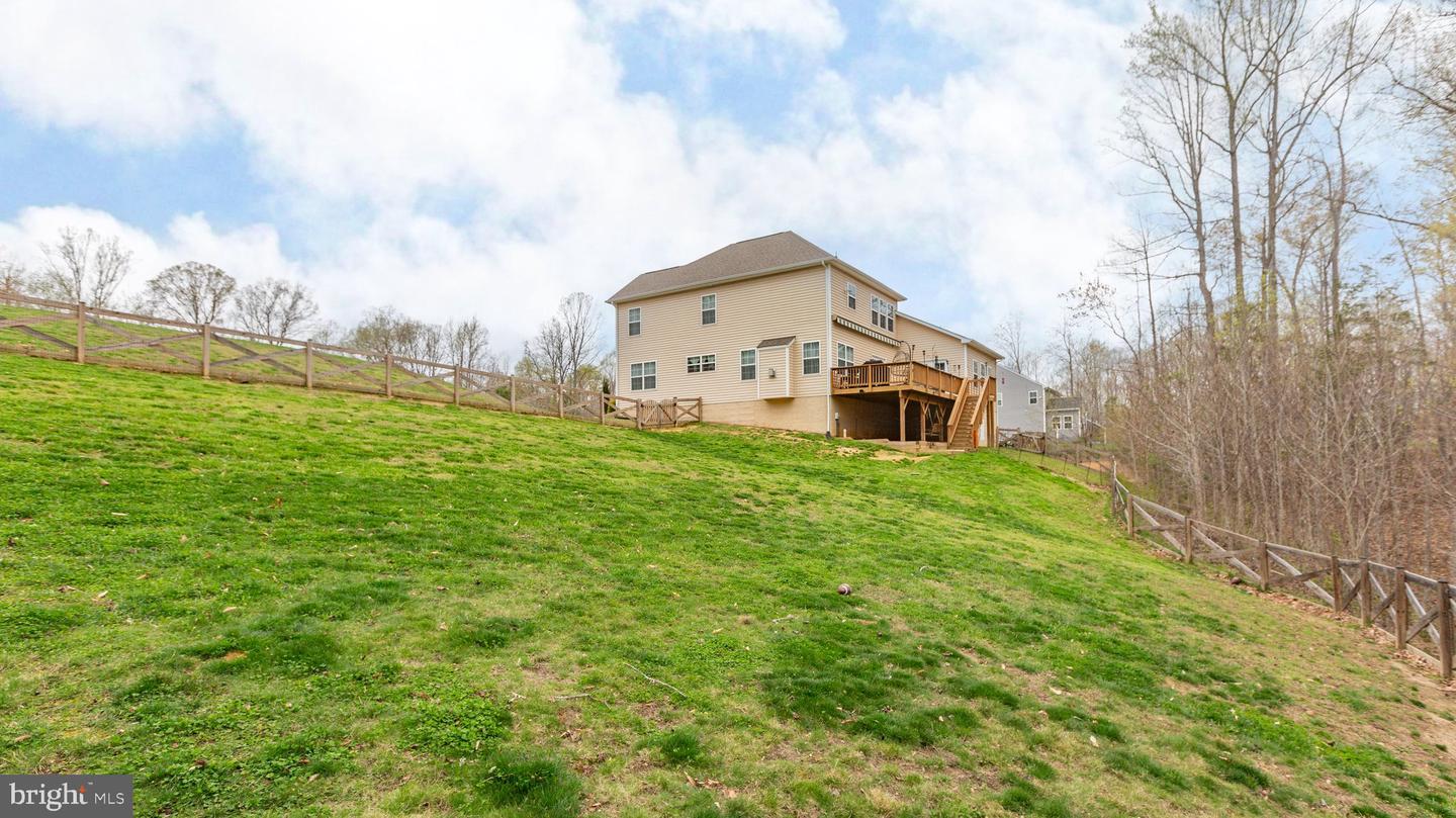 128 LIVINGWOOD CT, FREDERICKSBURG, Virginia 22405, 4 Bedrooms Bedrooms, ,2 BathroomsBathrooms,Residential,For sale,128 LIVINGWOOD CT,VAST2038380 MLS # VAST2038380