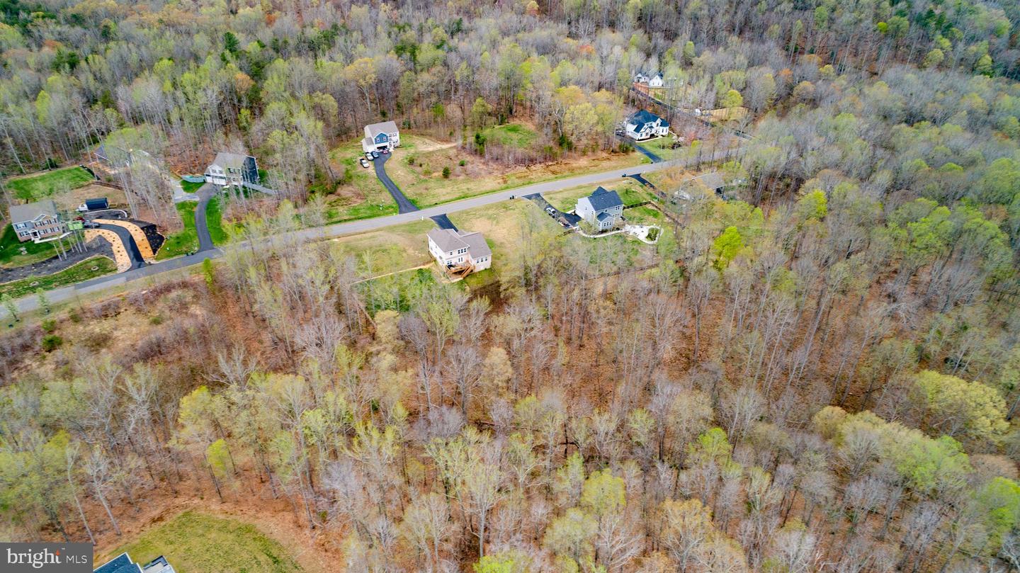 128 LIVINGWOOD CT, FREDERICKSBURG, Virginia 22405, 4 Bedrooms Bedrooms, ,2 BathroomsBathrooms,Residential,For sale,128 LIVINGWOOD CT,VAST2038380 MLS # VAST2038380