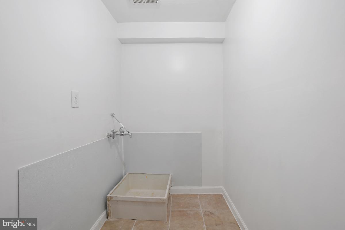 4510 BROOKS ST NE, WASHINGTON, District Of Columbia 20019, ,2 BathroomsBathrooms,Residential,For sale,4510 BROOKS ST NE,DCDC2129642 MLS # DCDC2129642