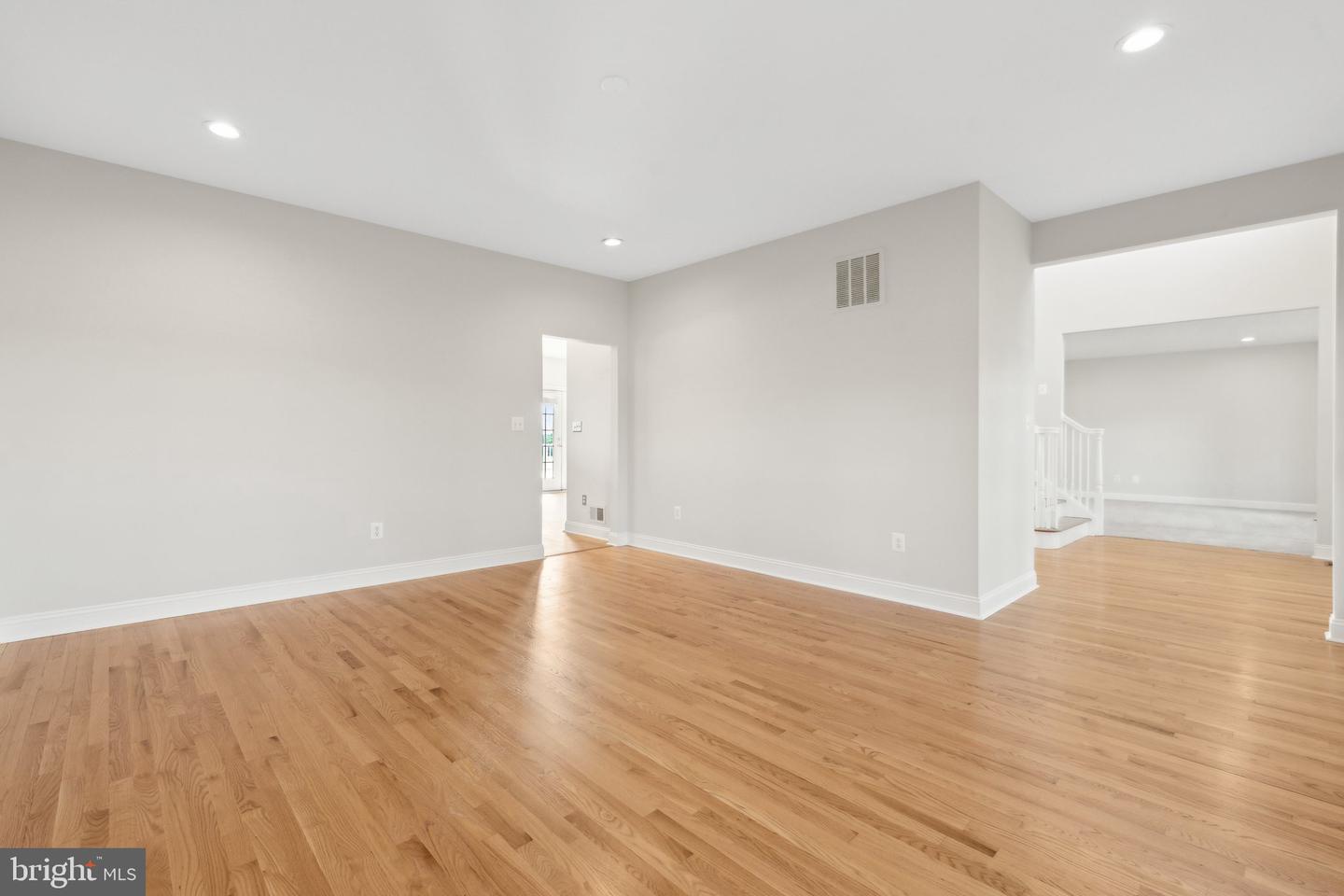 37081 GALLOP LN, PURCELLVILLE, Virginia 20132, 4 Bedrooms Bedrooms, ,3 BathroomsBathrooms,Residential,For sale,37081 GALLOP LN,VALO2084222 MLS # VALO2084222
