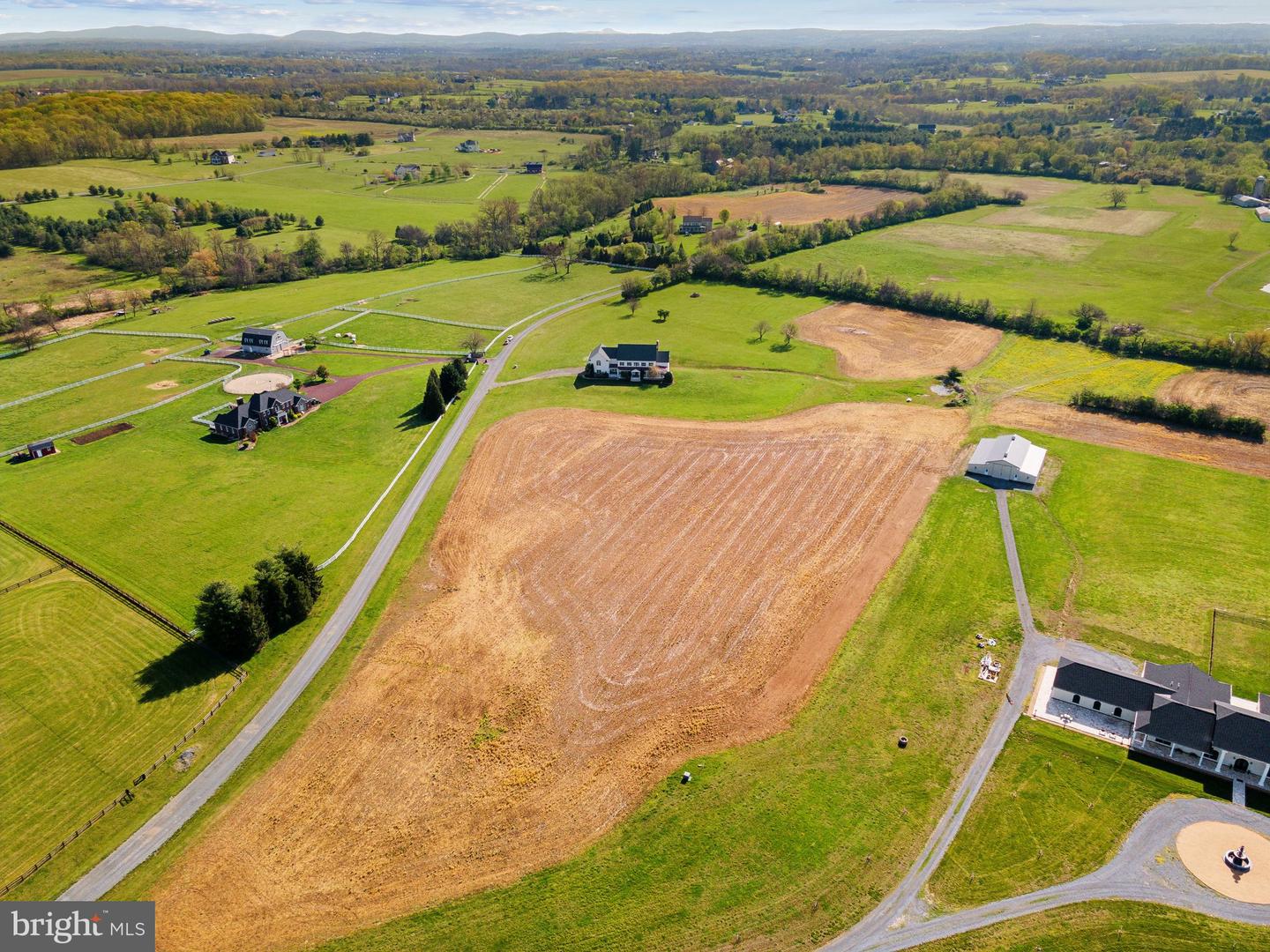 37081 GALLOP LN, PURCELLVILLE, Virginia 20132, 4 Bedrooms Bedrooms, ,3 BathroomsBathrooms,Residential,For sale,37081 GALLOP LN,VALO2084222 MLS # VALO2084222