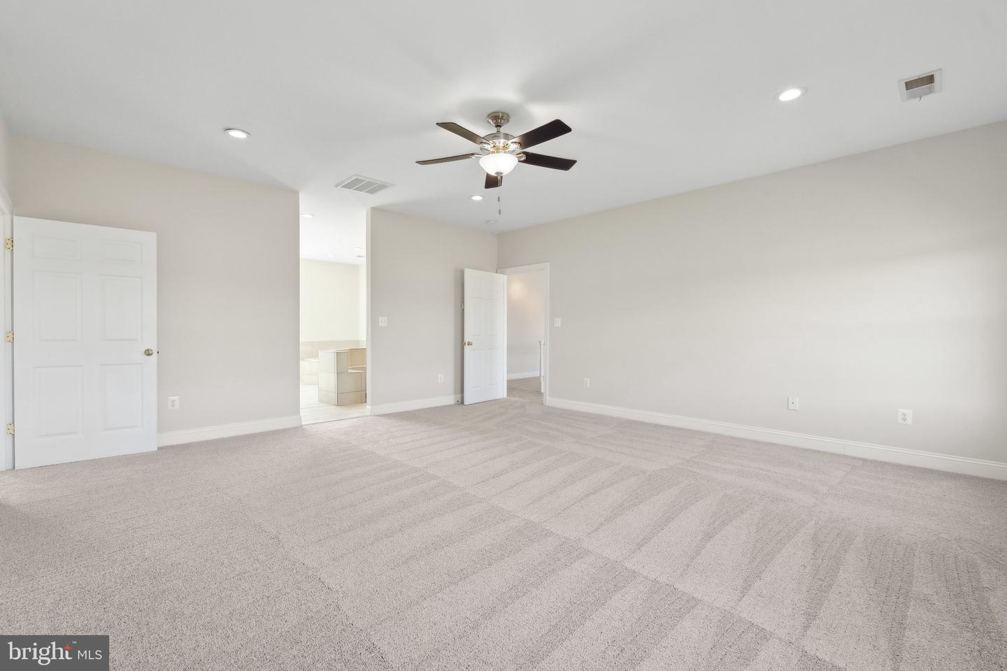 37081 GALLOP LN, PURCELLVILLE, Virginia 20132, 4 Bedrooms Bedrooms, ,3 BathroomsBathrooms,Residential,For sale,37081 GALLOP LN,VALO2084222 MLS # VALO2084222