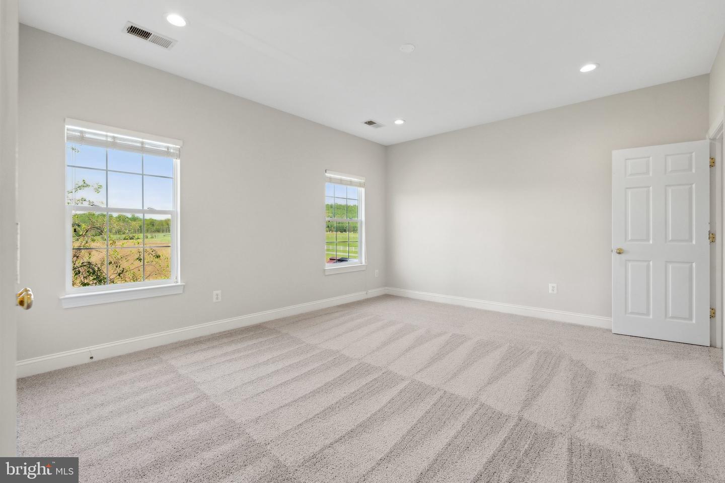 37081 GALLOP LN, PURCELLVILLE, Virginia 20132, 4 Bedrooms Bedrooms, ,3 BathroomsBathrooms,Residential,For sale,37081 GALLOP LN,VALO2084222 MLS # VALO2084222