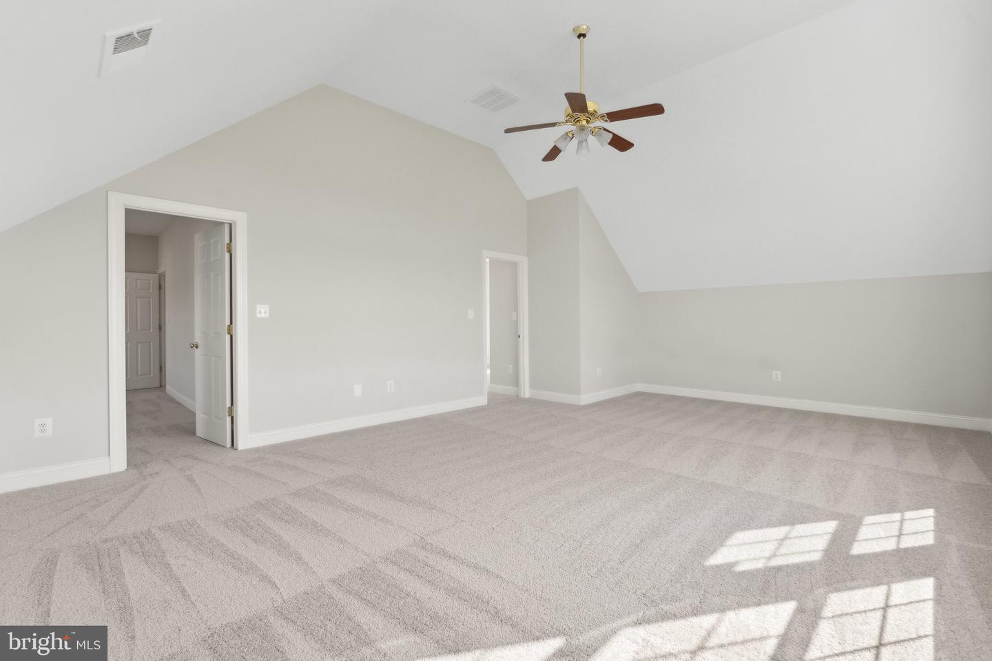 37081 GALLOP LN, PURCELLVILLE, Virginia 20132, 4 Bedrooms Bedrooms, ,3 BathroomsBathrooms,Residential,For sale,37081 GALLOP LN,VALO2084222 MLS # VALO2084222
