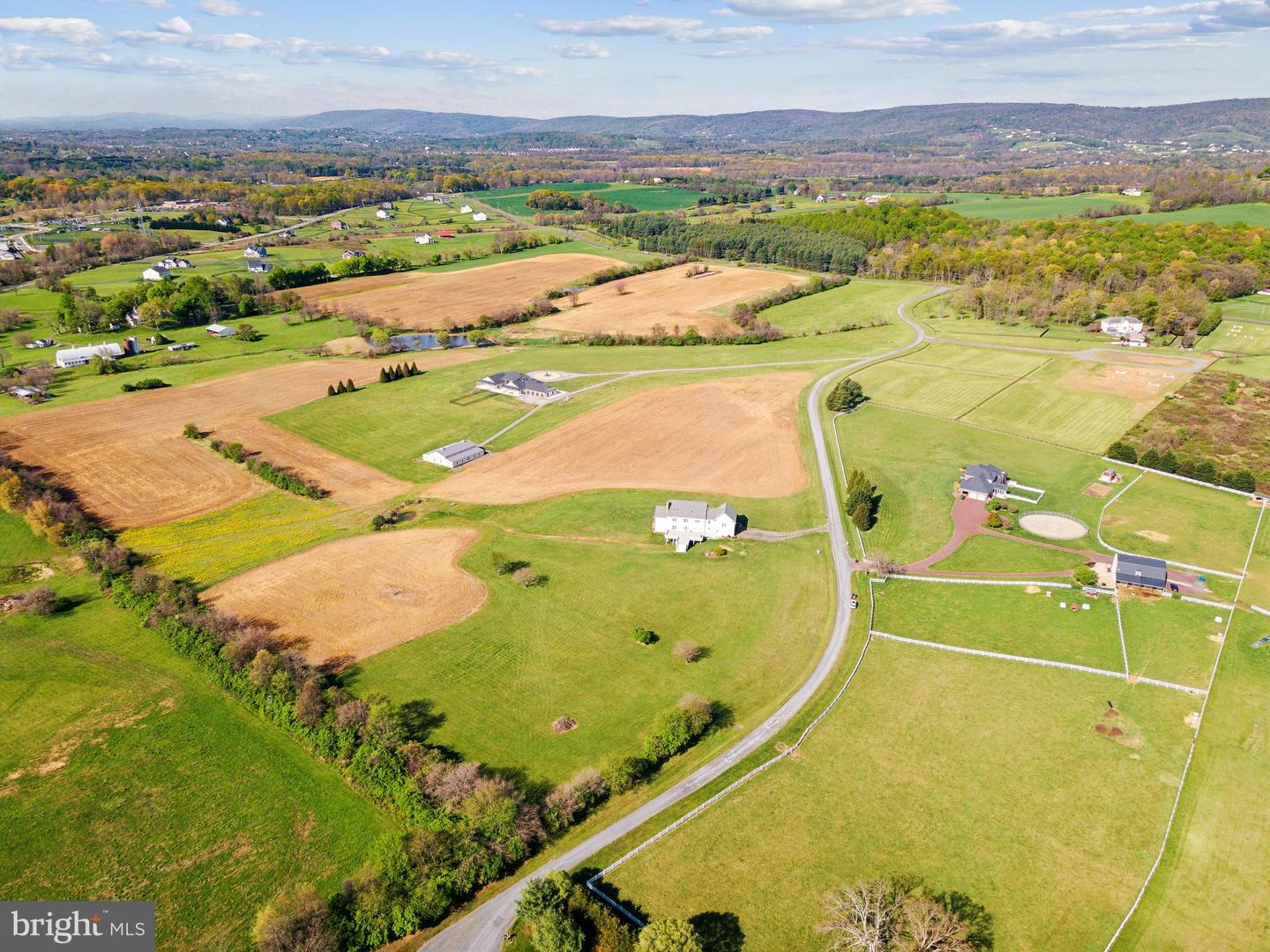 37081 GALLOP LN, PURCELLVILLE, Virginia 20132, 4 Bedrooms Bedrooms, ,3 BathroomsBathrooms,Residential,For sale,37081 GALLOP LN,VALO2084222 MLS # VALO2084222