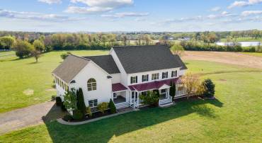 37081 GALLOP LN, PURCELLVILLE, Virginia 20132, 4 Bedrooms Bedrooms, ,3 BathroomsBathrooms,Residential,For sale,37081 GALLOP LN,VALO2084222 MLS # VALO2084222