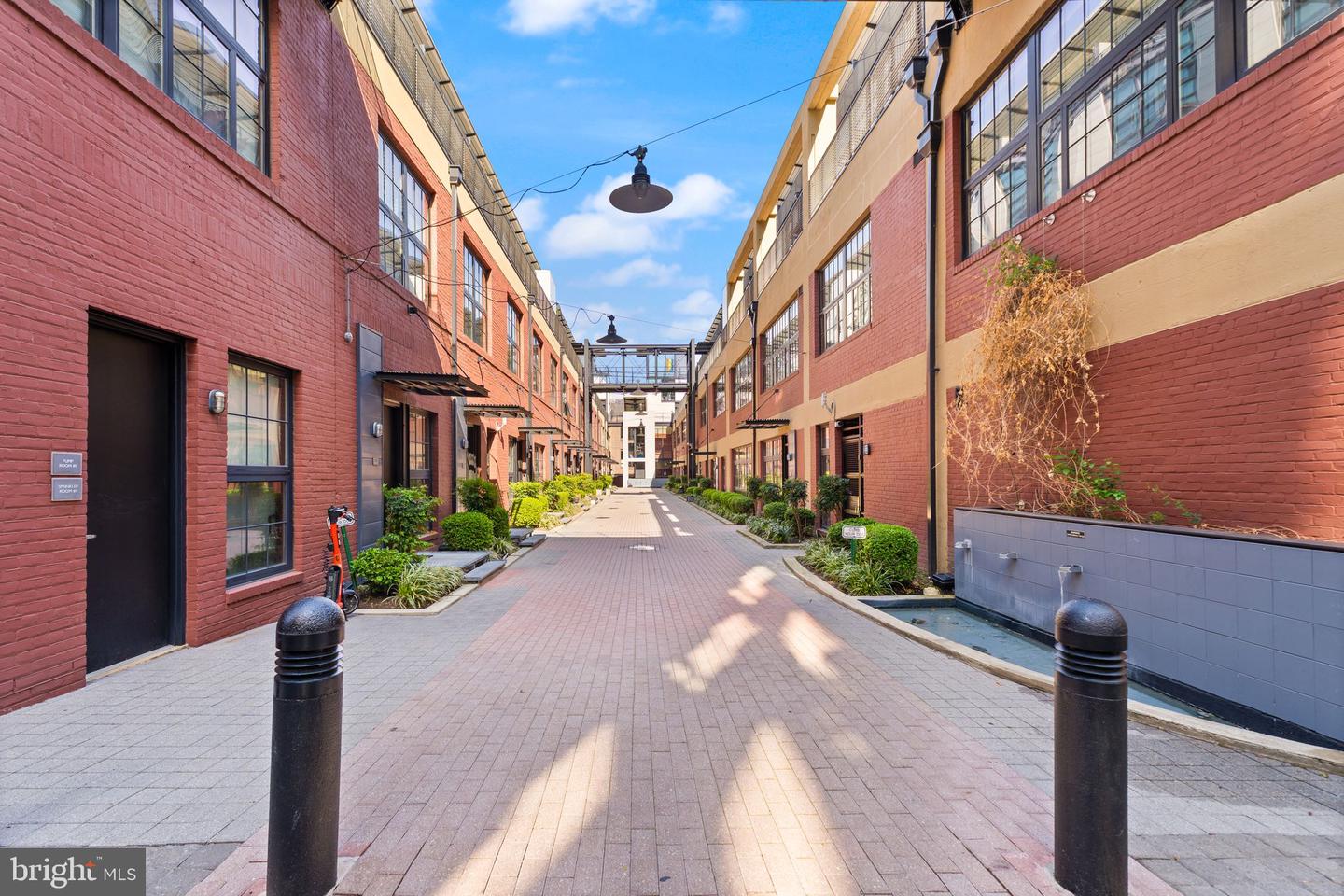 2125 14TH ST NW #230, WASHINGTON, District Of Columbia 20009, 2 Bedrooms Bedrooms, ,2 BathroomsBathrooms,Residential,For sale,2125 14TH ST NW #230,DCDC2172140 MLS # DCDC2172140