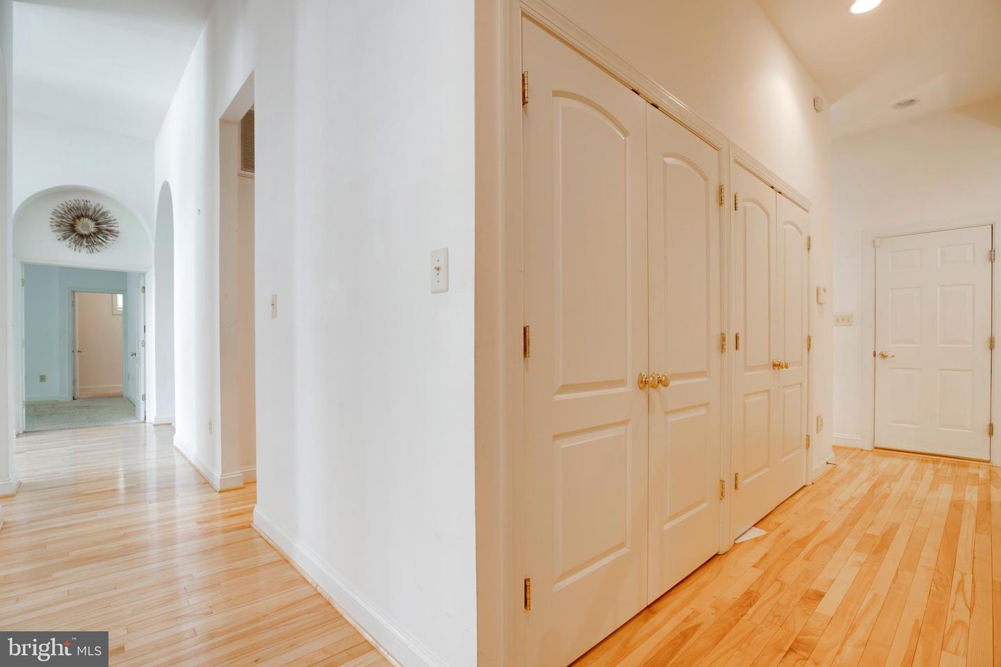 8277 ROXBOROUGH LOOP, GAINESVILLE, Virginia 20155, 4 Bedrooms Bedrooms, ,4 BathroomsBathrooms,Residential,For sale,8277 ROXBOROUGH LOOP,VAPW2086638 MLS # VAPW2086638