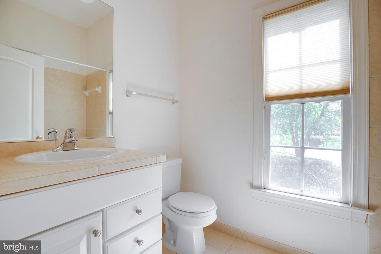 8277 ROXBOROUGH LOOP, GAINESVILLE, Virginia 20155, 4 Bedrooms Bedrooms, ,4 BathroomsBathrooms,Residential,For sale,8277 ROXBOROUGH LOOP,VAPW2086638 MLS # VAPW2086638