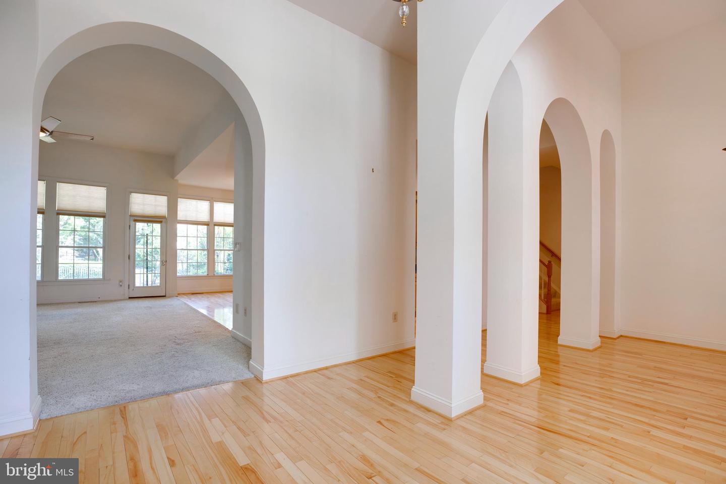 8277 ROXBOROUGH LOOP, GAINESVILLE, Virginia 20155, 4 Bedrooms Bedrooms, ,4 BathroomsBathrooms,Residential,For sale,8277 ROXBOROUGH LOOP,VAPW2086638 MLS # VAPW2086638