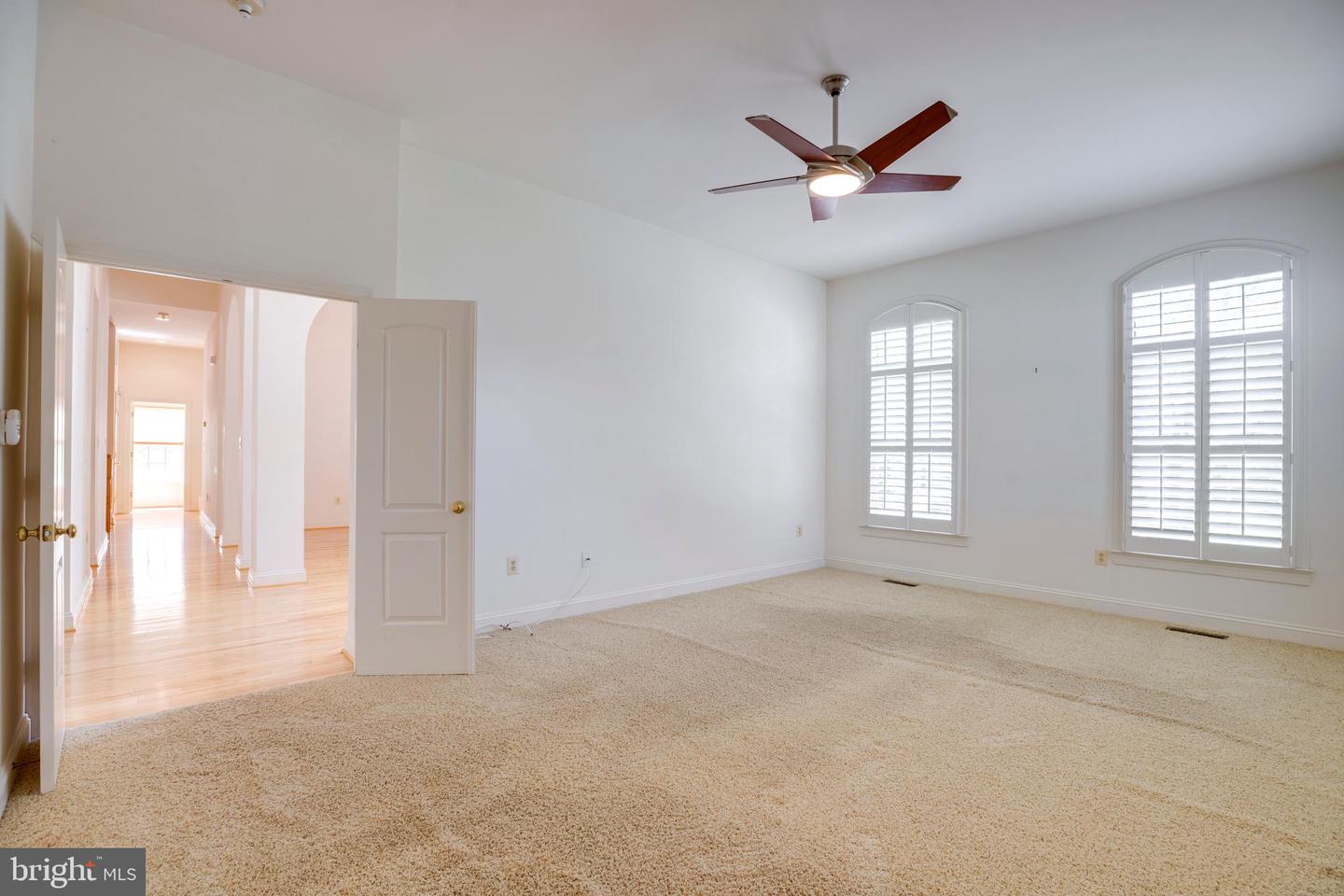 8277 ROXBOROUGH LOOP, GAINESVILLE, Virginia 20155, 4 Bedrooms Bedrooms, ,4 BathroomsBathrooms,Residential,For sale,8277 ROXBOROUGH LOOP,VAPW2086638 MLS # VAPW2086638