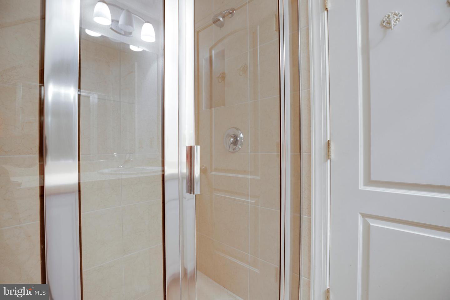 8277 ROXBOROUGH LOOP, GAINESVILLE, Virginia 20155, 4 Bedrooms Bedrooms, ,4 BathroomsBathrooms,Residential,For sale,8277 ROXBOROUGH LOOP,VAPW2086638 MLS # VAPW2086638