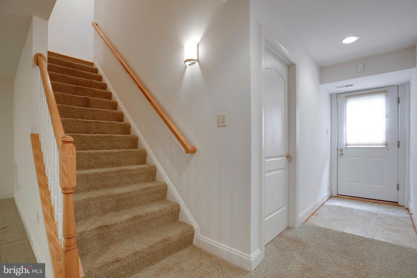 8277 ROXBOROUGH LOOP, GAINESVILLE, Virginia 20155, 4 Bedrooms Bedrooms, ,4 BathroomsBathrooms,Residential,For sale,8277 ROXBOROUGH LOOP,VAPW2086638 MLS # VAPW2086638