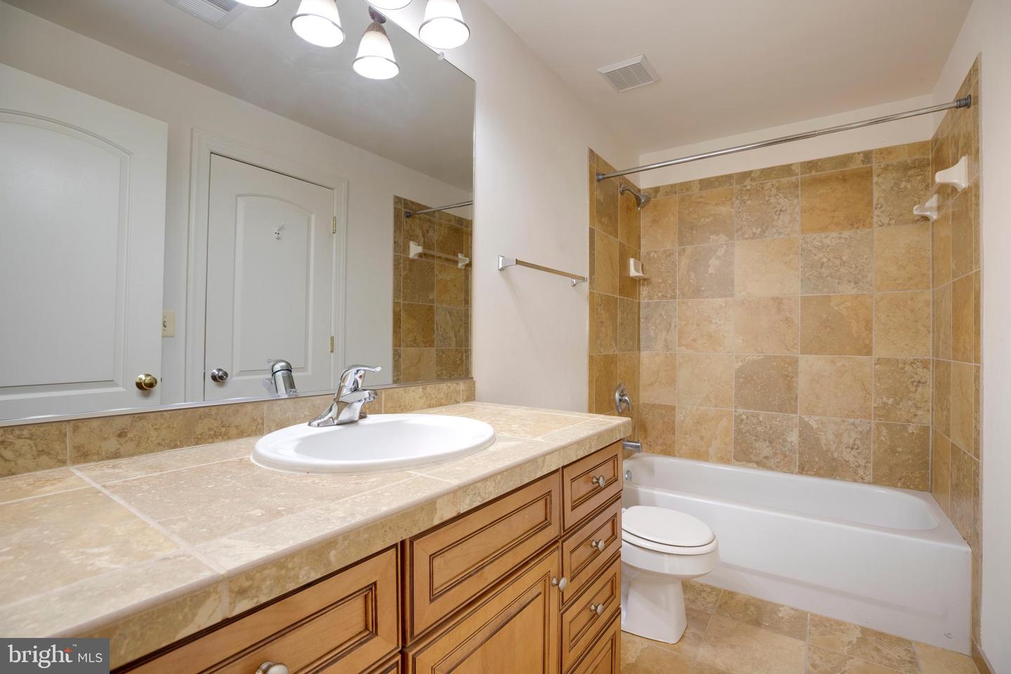 8277 ROXBOROUGH LOOP, GAINESVILLE, Virginia 20155, 4 Bedrooms Bedrooms, ,4 BathroomsBathrooms,Residential,For sale,8277 ROXBOROUGH LOOP,VAPW2086638 MLS # VAPW2086638