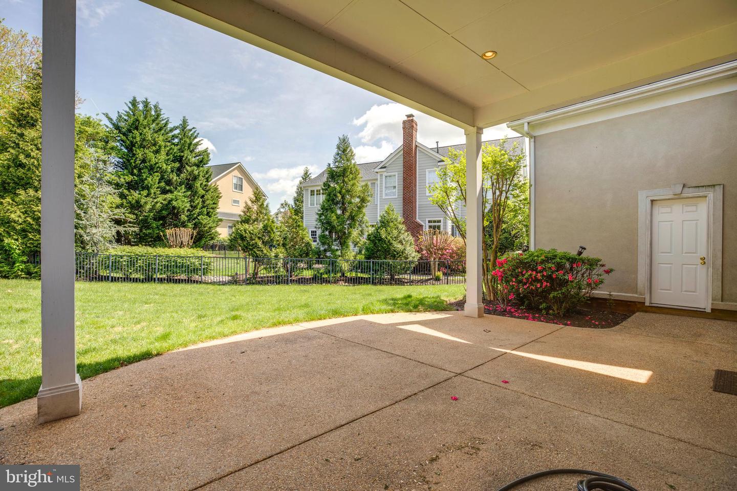 8277 ROXBOROUGH LOOP, GAINESVILLE, Virginia 20155, 4 Bedrooms Bedrooms, ,4 BathroomsBathrooms,Residential,For sale,8277 ROXBOROUGH LOOP,VAPW2086638 MLS # VAPW2086638