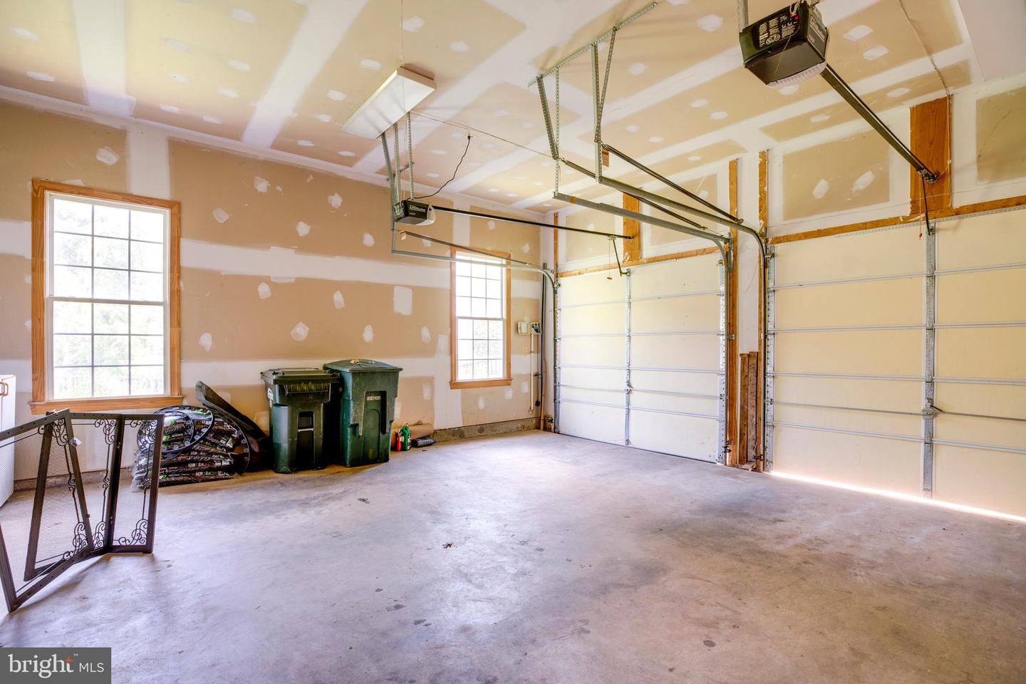 8277 ROXBOROUGH LOOP, GAINESVILLE, Virginia 20155, 4 Bedrooms Bedrooms, ,4 BathroomsBathrooms,Residential,For sale,8277 ROXBOROUGH LOOP,VAPW2086638 MLS # VAPW2086638