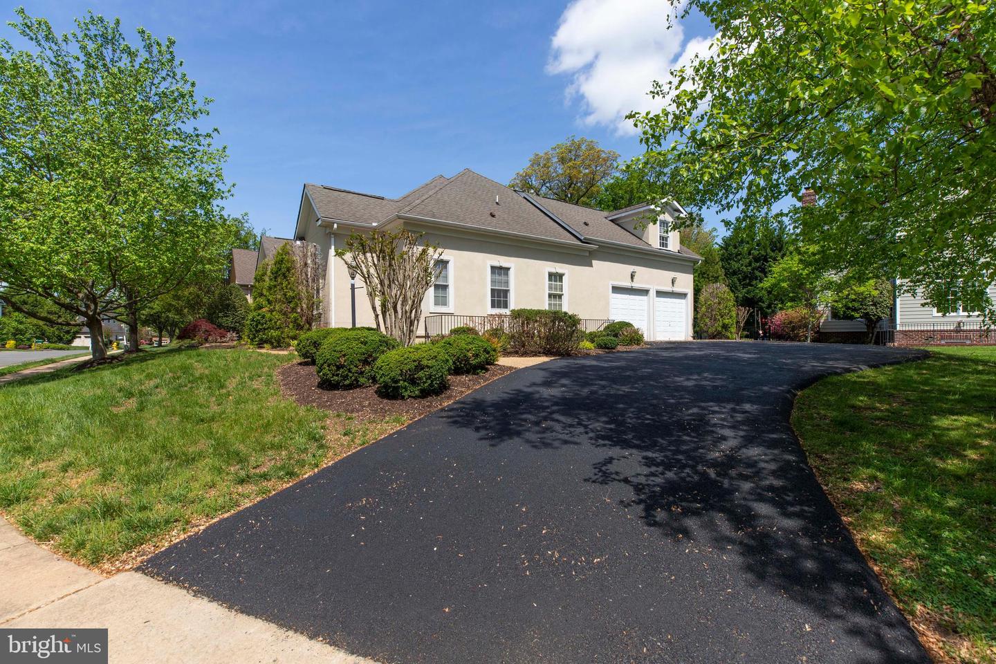 8277 ROXBOROUGH LOOP, GAINESVILLE, Virginia 20155, 4 Bedrooms Bedrooms, ,4 BathroomsBathrooms,Residential,For sale,8277 ROXBOROUGH LOOP,VAPW2086638 MLS # VAPW2086638