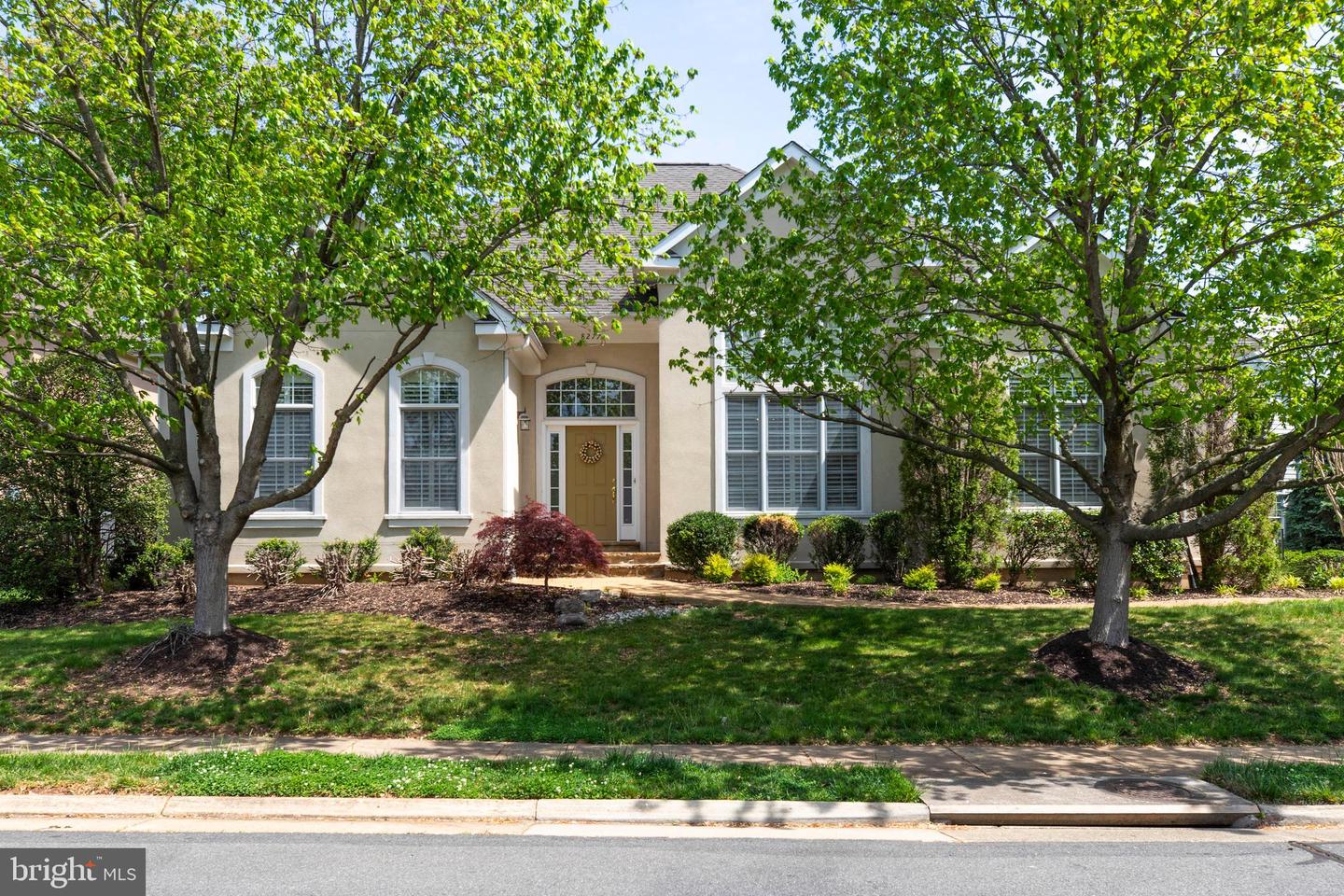 8277 ROXBOROUGH LOOP, GAINESVILLE, Virginia 20155, 4 Bedrooms Bedrooms, ,4 BathroomsBathrooms,Residential,For sale,8277 ROXBOROUGH LOOP,VAPW2086638 MLS # VAPW2086638