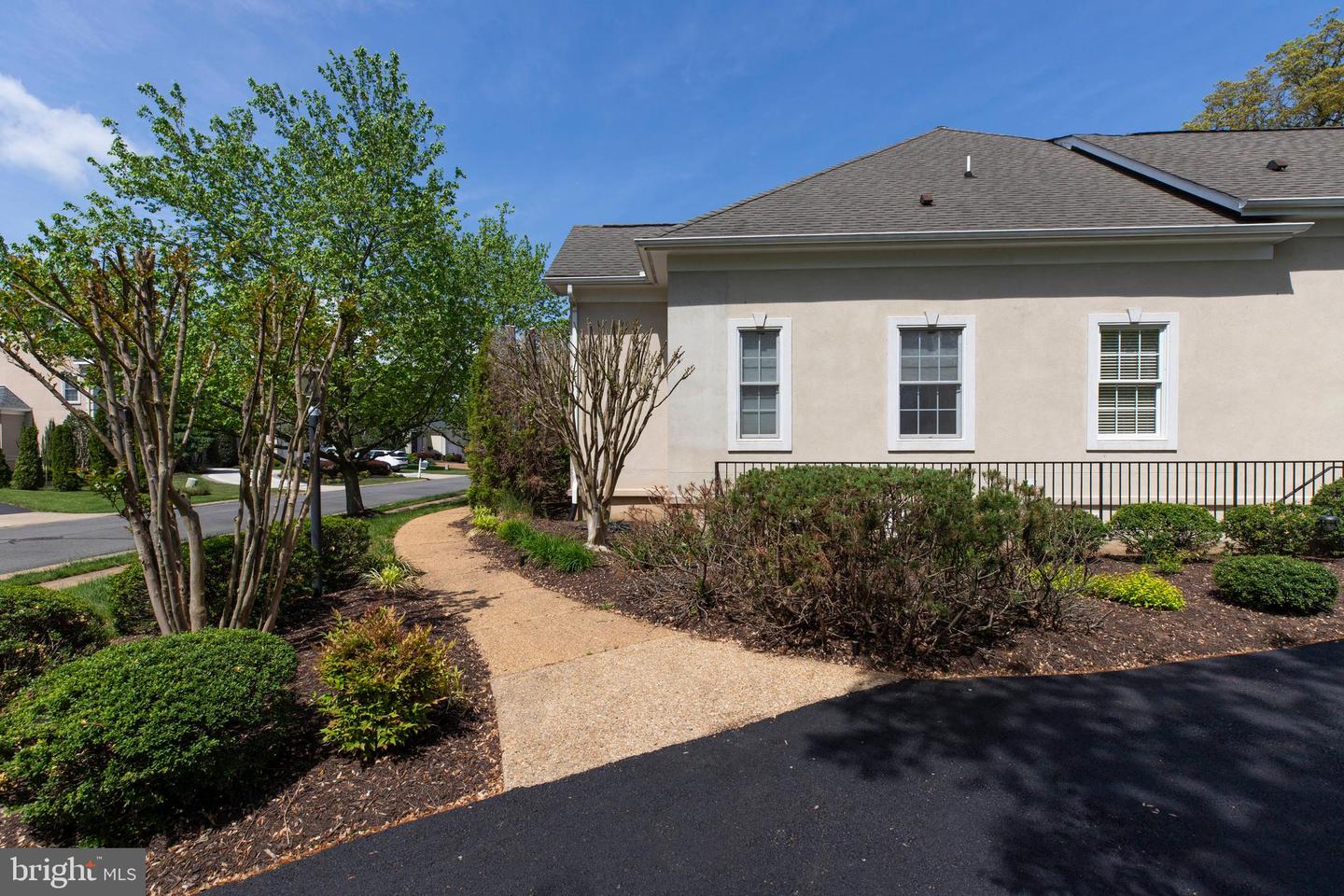 8277 ROXBOROUGH LOOP, GAINESVILLE, Virginia 20155, 4 Bedrooms Bedrooms, ,4 BathroomsBathrooms,Residential,For sale,8277 ROXBOROUGH LOOP,VAPW2086638 MLS # VAPW2086638
