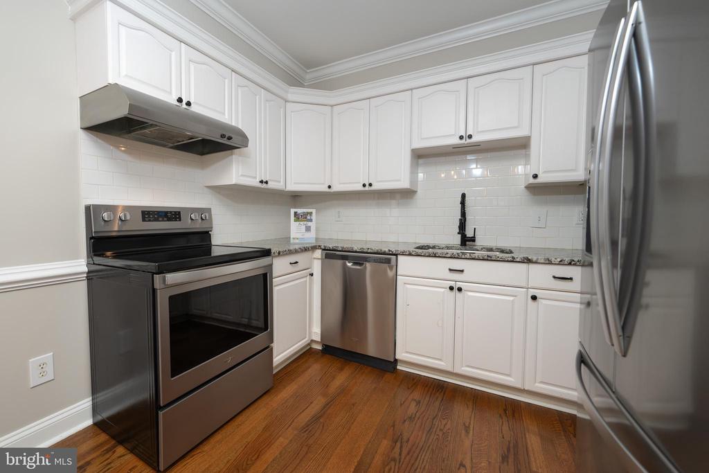 7199 SPOTSYLVANIA ST, WARRENTON, Virginia, 4 Bedrooms Bedrooms, ,2 BathroomsBathrooms,Residential,7199 SPOTSYLVANIA ST,VAFQ2016416 MLS # VAFQ2016416
